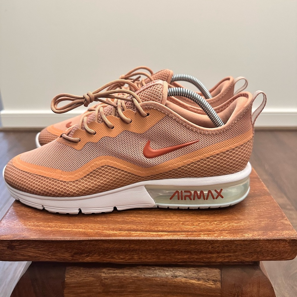 Nike Air Max Sequent Women’s Running Shoes / Sneakers BQ8824-600, Size 10.5